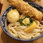 梅田 釜たけうどん - 