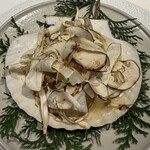 レフェルヴェソンス - 伊勢海老と帆立のリゾット／炙り松茸と自家製甘鯛の魚醤