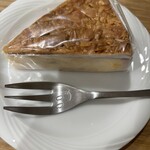 シュール洋菓子店 - アーモンドタルト