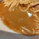 麺家 たけ田 - スープの感じ