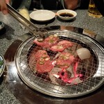 炭火焼肉・冷麺 三千里 - 