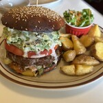 BACK HOME meal&bake - アボガドチーズバーガー