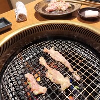 ホルモン焼肉 富や 栄店 - セセリ