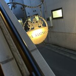 オステリア・エノテカ・ダ・サスィーノ - 外看板