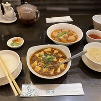 廣東料理 民生 ヒルトンプラザウエスト店 - 