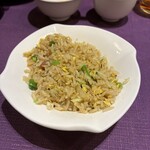 故宮晶華 - 炒飯はやや濃いめの味付け