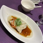 故宮晶華 - 白身魚と豆腐の蒸し物　酢醤油とオイルが抜群