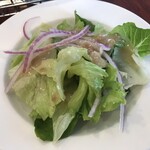 ロイヤルホスト - 「ロイヤルホストモーニング」（1,408圓）のサラダ。ドレッシングはオニオンドレッシング。