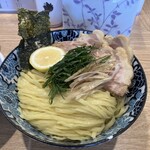 麺や独歩 - 大葉と茗荷のさっぱり感たるや、絶妙な美味しさ