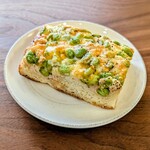 デフィ ブーランジェリー&パティスリー - ツナと枝豆のフォカッチャ