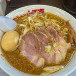 味噌ラーメン 山岡家 - 料理写真: