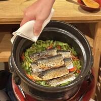 馬車道 大かわ - 秋刀魚と万願寺とうがらしの土鍋ごはん