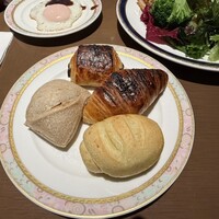 ブッフェアンドカフェ スロープサイドダイナー ザクロ - 