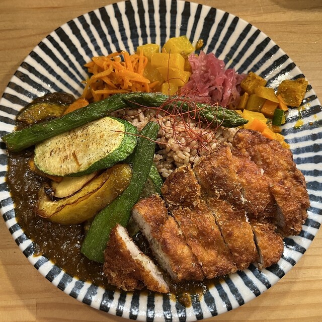 ちゃぶや咖喱魚 ソラリアステージ店のご予約 - 天神/カレー | 食べログ