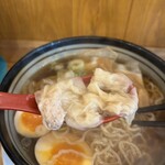 ワンタンメンの満月 - ワンタンは好みのペラペラワンタンで好き