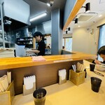 キング製麺 - 店内