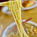 松屋食堂 - ちゃんぽん麺ではなく、中華麺。松屋食堂流のちゃんぽん。