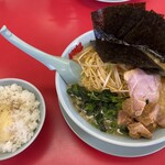 山岡家 - 