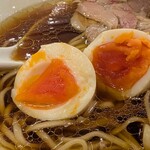 らぁ麺やまぐち - 味玉　旨し