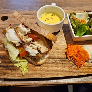 ル ガラージュ_1