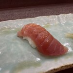 321029102 - 中トロ