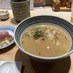 日本橋海鮮丼 つじ半 神楽坂店 - 