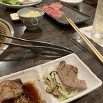 焼肉 鳳梨 - これは普通のタンなのに柔らかい‼️