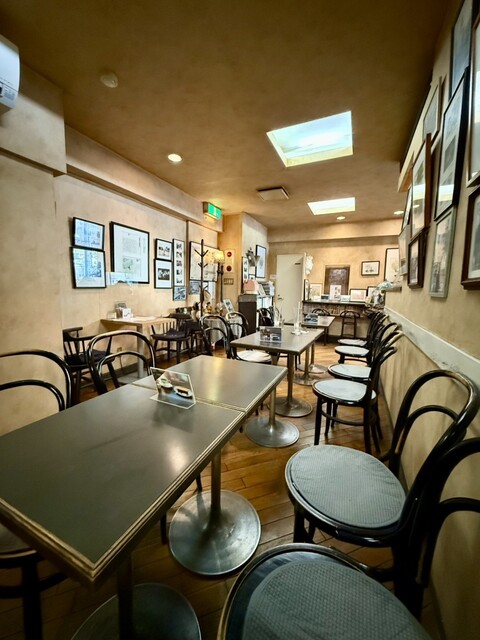 CAFE DE LA FONTAINE photo 4