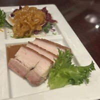 萬珍樓 本店 - （1）窯焼き皮付き豚