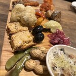 ピッツェリア・ヴィノテカ・イル・ペコリーノ - 〈前菜の盛り合わせ〉