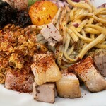 麺道 ひとひら - 辛味豚魚まぜそば