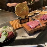 神戶牛牛排Ishida. 生田新道店 - 神戸牛とトロフィー