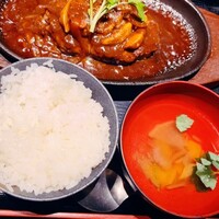 赤坂 金舌 - 金舌ハンバーグ鉄板御膳