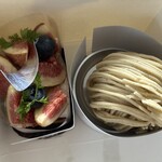 パティスリー プレジール - いちじくのタルト　税込650円
            モンブラン　税込650円