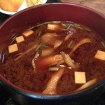 鳥栄 - 舞茸の味噌汁