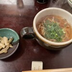 321070086 - 〆の醤油ラーメン。ザーサイ添え◯