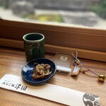 あなご飯 津田 - お通しのイカの佃煮