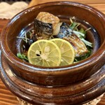 酒ト飯 ヤマダ - 鯖と貝割れの土鍋ご飯