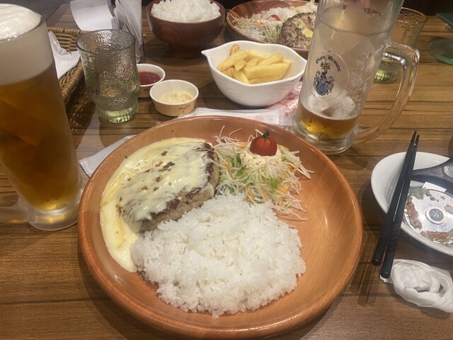 びっくりドンキー 湊高台店 - 白銀（ファミレス）の写真