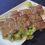 新宿思い出横丁 ばんしゃく家 - 【オススメ】和牛串焼き
