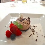 RUTH'S CHRIS STEAK HOUSE - 