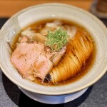 柴崎亭 - 醤油中華そば（わんたん5個）