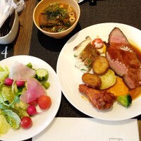 フォルク キッチン オールデイダイニング  - 