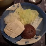 瀬里奈 - しゃぶしゃぶのスープで調理した栃木県産の椎茸、豆腐等です。