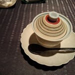 瀬里奈 - 松茸の茶碗蒸しが入った器です。