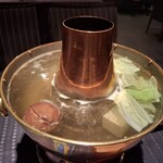 瀬里奈 - しゃぶしゃぶのスープの中の野菜・その１です。