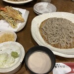 Jigona Ya - ・くるみだれ蕎麦　・海老と野菜のてんぷら