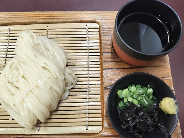 稲庭うどん 無限堂 秋田空港店 - 四ツ小屋（郷土料理）の写真