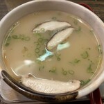 鳥一番 - ピリ辛鶏スープ150円