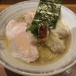 ジャパニーズ ラーメン 五感 - 